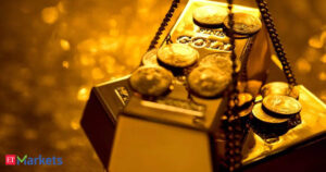 Gold Price Today: Gold prices fall by Rs 1,300/10 gm in 3 days, silver down by Rs 4,850/kg