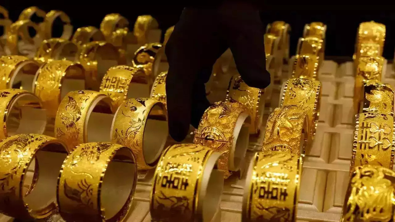 Gold Prices Surge for the Second Day, Leaving Buyers Stunned